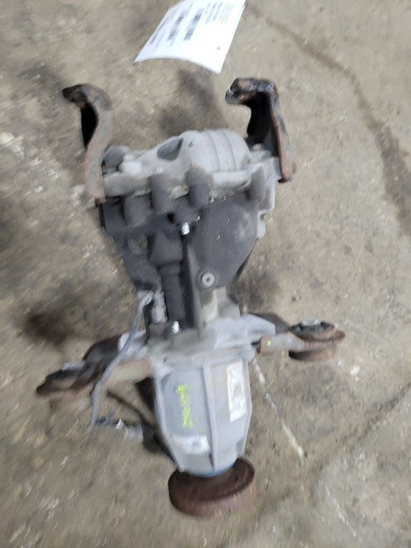 Differential Carrier Rear Axle Fits 13-15 MKX 1717800