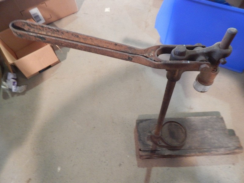 Vintage Bottle Capper Beer Soda Press Tool BU23 #1 *FREE SHIPPING*