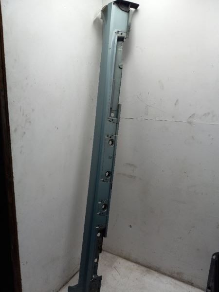 12 13 14 15 16 17 18 Prius V Driver Left Rocker Panel Moulding Green 781