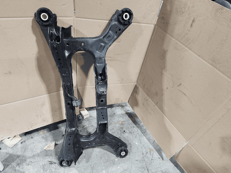 2018-2024 TOYOTA CAMRY REAR SUBFRAME CROSSMEMBER CRADLE UNDERCARRIAGE OEM