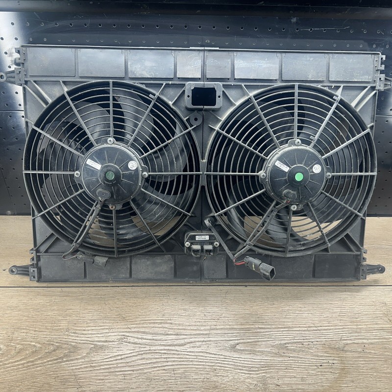 MASERATI QUATTROPORTE M139 OEM 03-08 ENGINE COOLING RADIATOR FAN ASSEMBLY MOTORS
