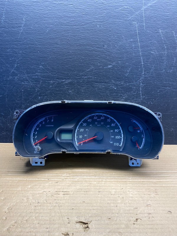 2011 2012 2013 2014 Toyota Sienna Speedometer Cluster Gauge OEM AE6179 DG