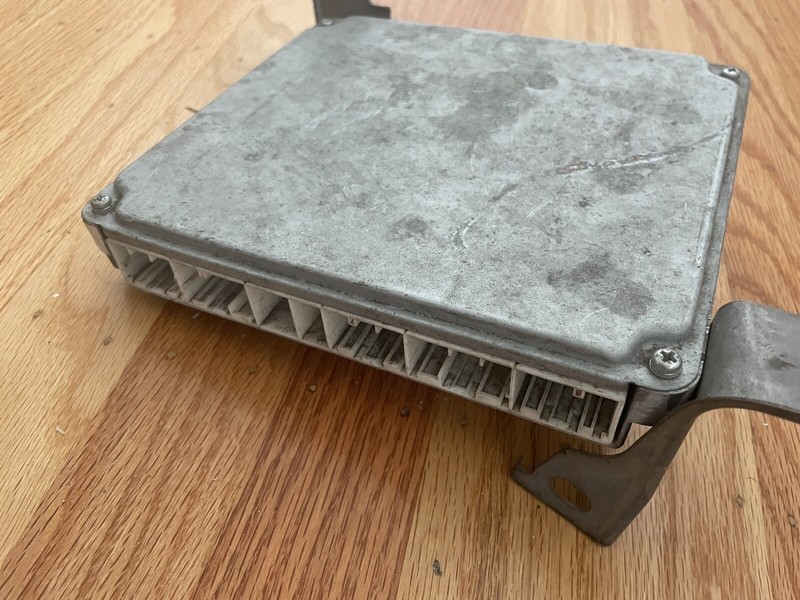 Toyota Denso Engine Control Module/ECU/ECM/PCM Computer, 12V, 89661-47071