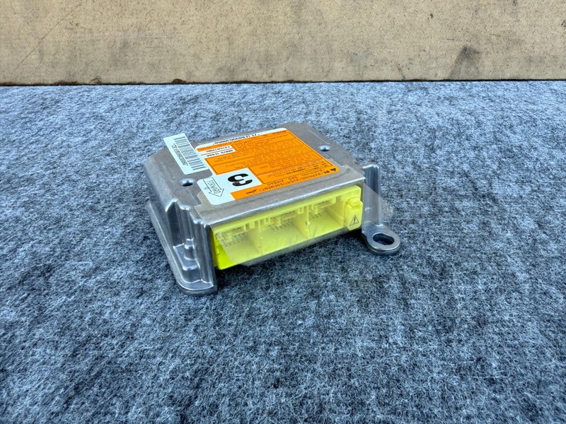 NISSAN 370Z 2009-2017 OEM UNDER CONSOLE MODULE UNIT (INTACT)