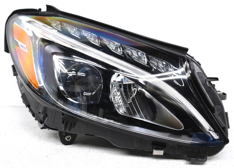 OEM Right Passenger Side LED Headlamp For Mercedes-Benz C-Class Tab Missing