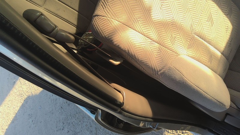 Front Seat Belt TOYOTA 4RUNNER 00 01 02