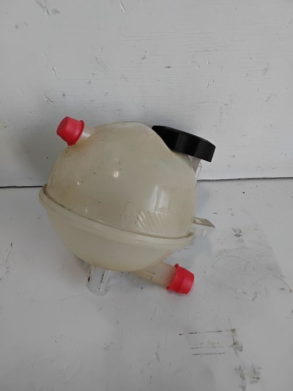 Coolant Reservoir Fits 21-25 TRAILBLAZER 3570643