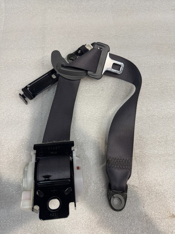 03-09 Lexus GX470 Rear 2nd Row Left Driver Seat Belt Retractor (Gray LH10)