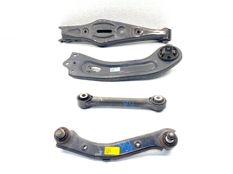 20-22 HYUNDAI PALISADE AWD REAR RIGHT SIDE CONTROL ARM SET OEM #A0.44