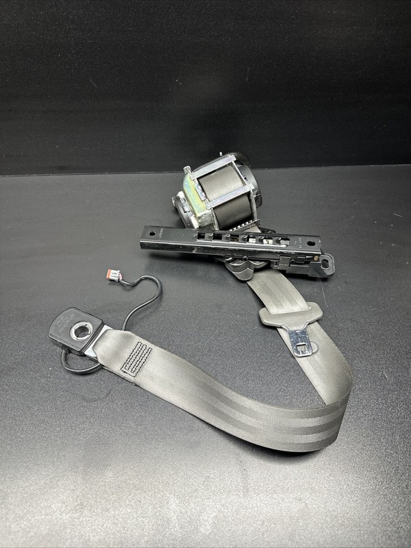 10-15 Jaguar XJ XJL X351 Front Right Side Seatbelt Seat Belt Retractor OEM