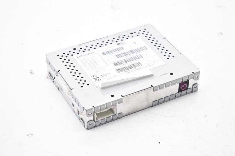 2014-2017 INFINITI QX50 VQ37VHR SATELLITE RADIO CONTROL MODULE28051 EH00B