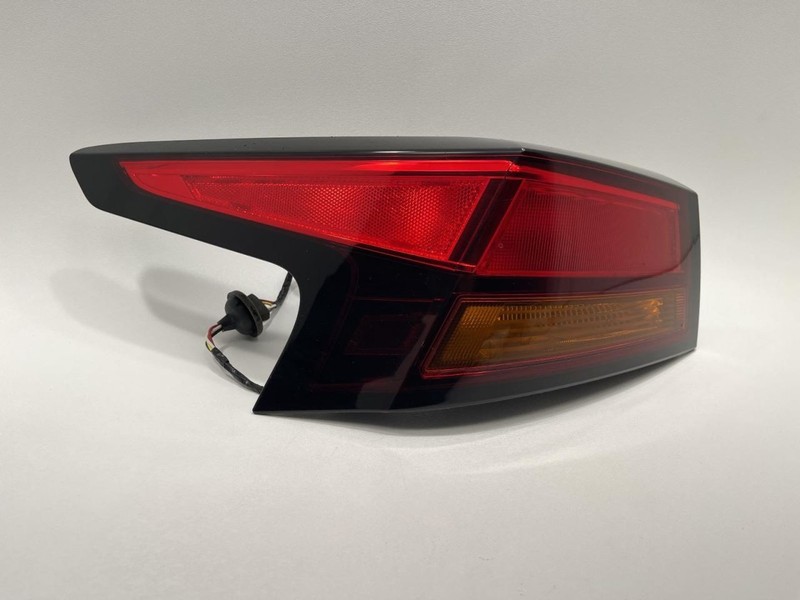 2019-2024 Nissan Altima Left Driver Taillight Quarter Mounted Less Side Trim