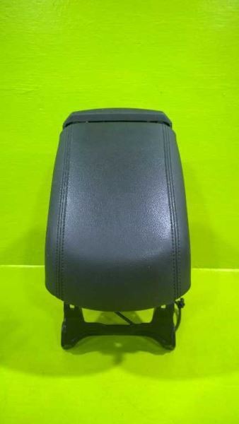 13 14 15 16 FORD ESCAPE SE CENTER CONSOLE OEM 2934-79