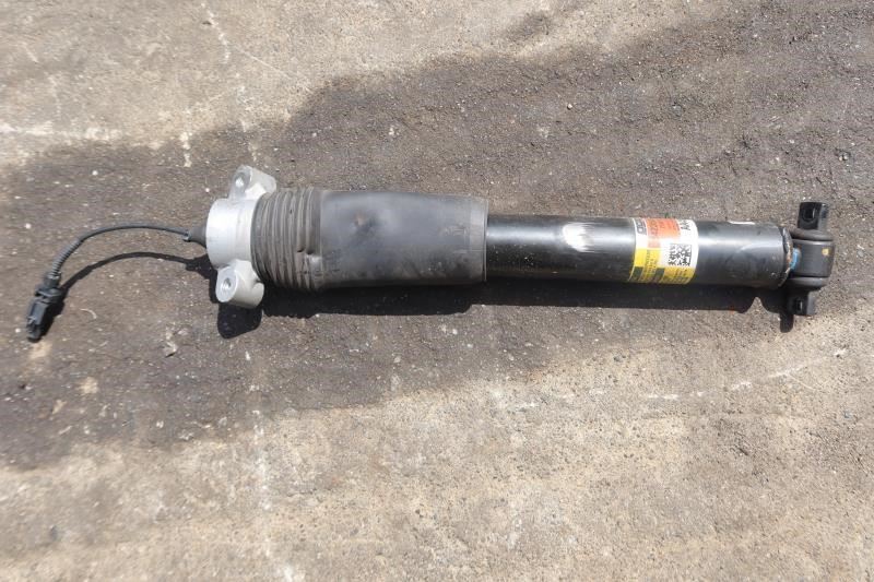 2014-2019 Chevy Corvette C7 OEM Front Shock Absorber Strut Assembly 84235048