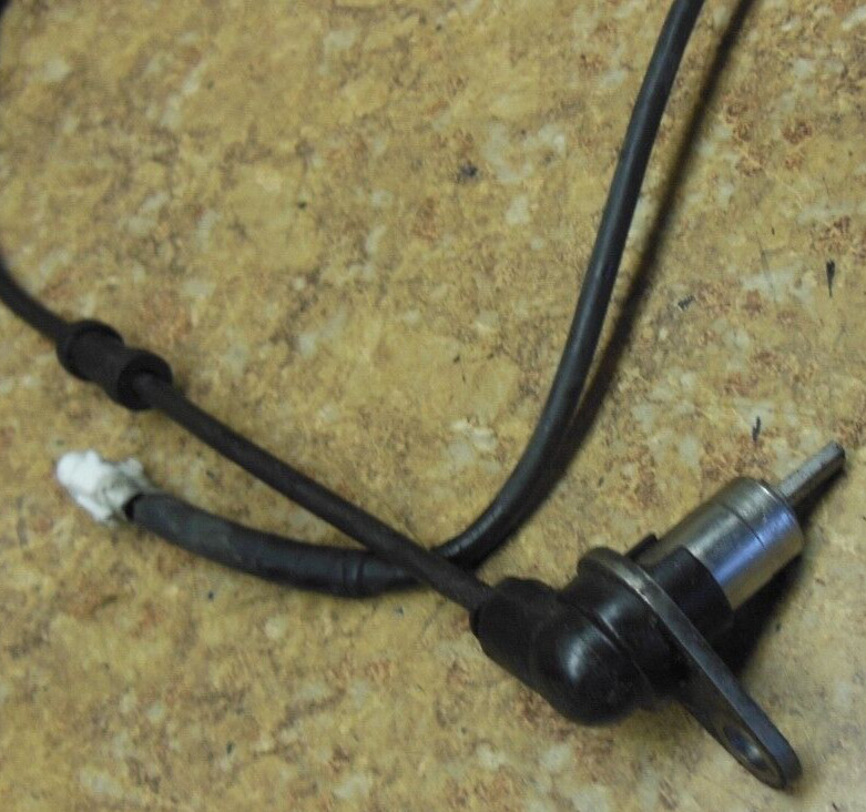 2007 Yamaha FJR1300 FJR 1300 Front Brake Line ABS Sensor Speed Speedometer 07