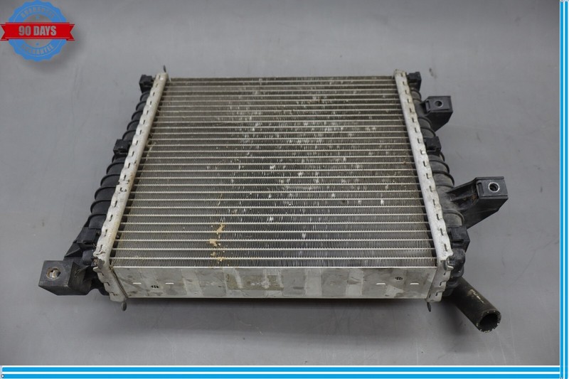 11-12 Volkswagen VW Touareg Right Side Auxiliary Water Cooler Radiator Oem