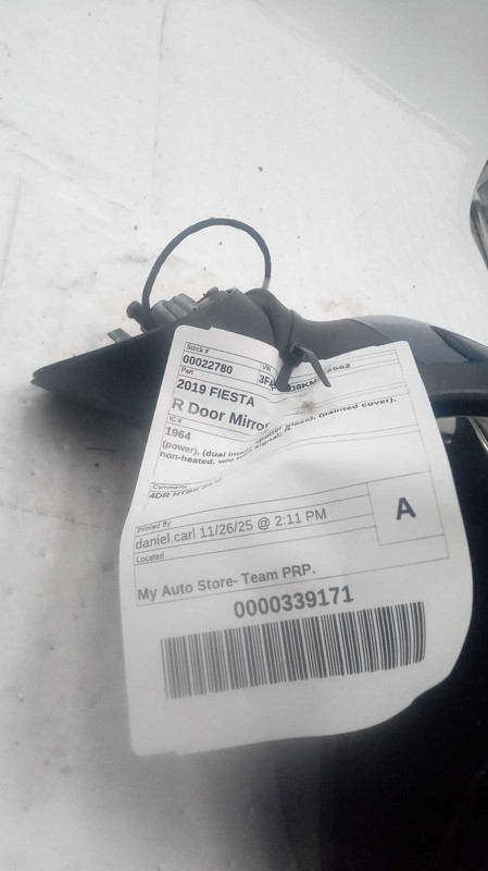 Used Right Door Mirror fits: 2019 Ford Fiesta Power dual image spotter glass pai