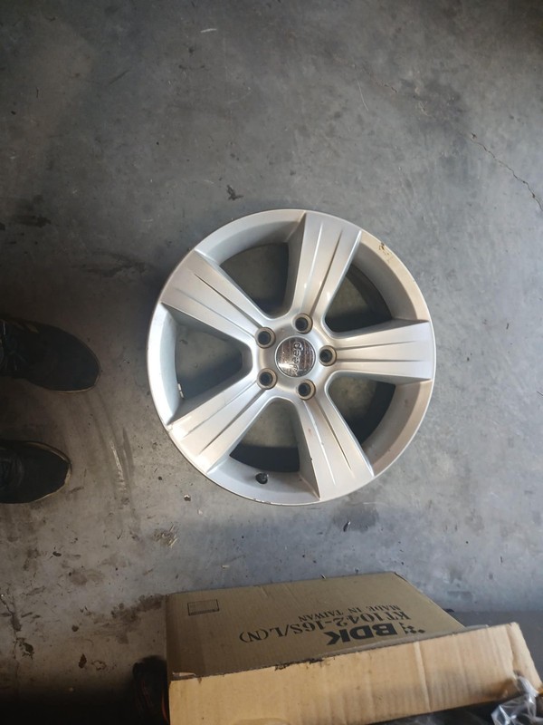 New Wheel For 2011-2017 Jeep Compass 17 Inch Painted Silver Alloy Rim