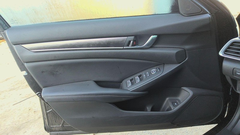 Front Door Trim Panel HONDA ACCORD Left 18 19 20 21 22