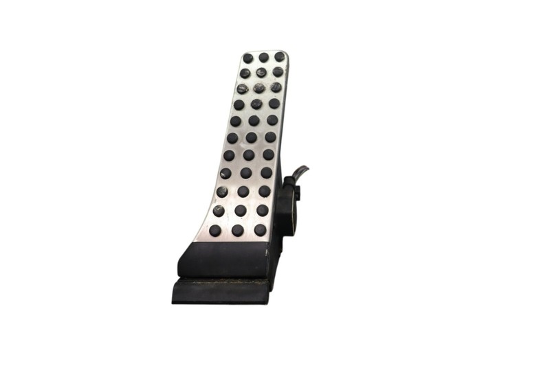 08-16 Mercedes W221 S550 E350 Gas Accelerator Pedal 2043000200 Oem
