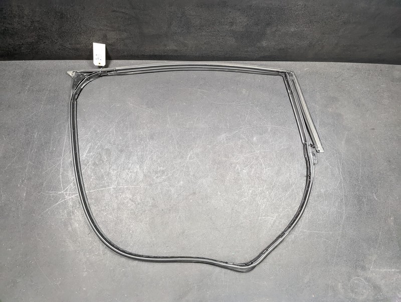 Rear Right Door Weatherstrip 2022 Cadillac CT4 2020 2021