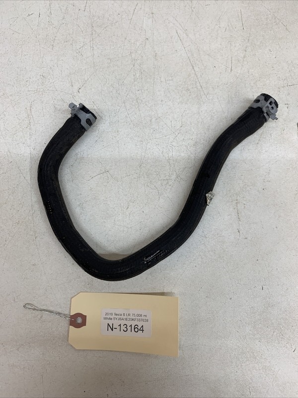 ⚡️17-20 Tesla S DCDC Converter to Battery Heater Hose Tube Pipe Line 13164 B99