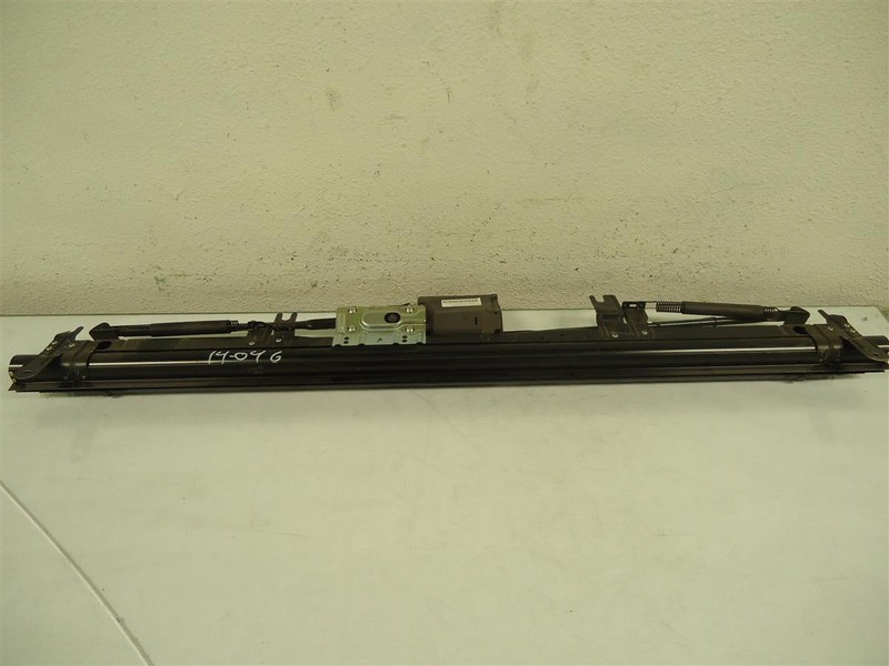 05 06 07 08 Acura RL Rear Sunshade Motor Assembly 84535-SJA-A03 OEM