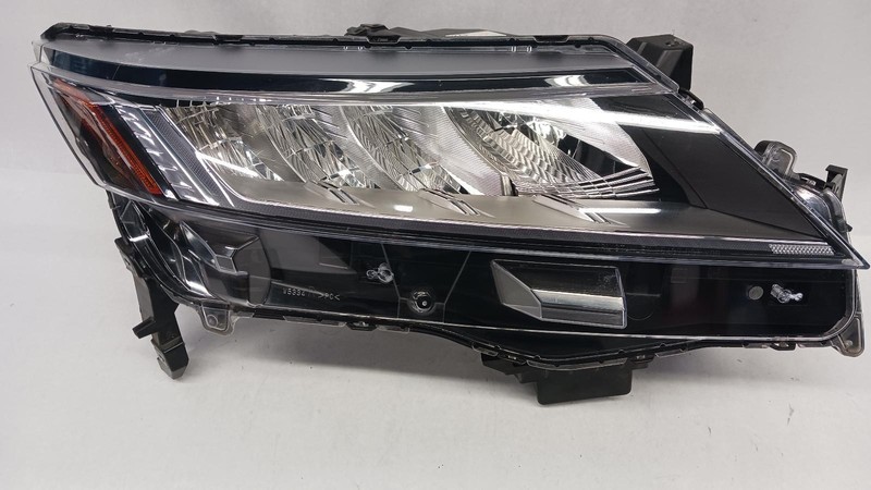 19-'24 MITSUBISHI OUTLANDER Right passenger headlight LED OEM Grade B
