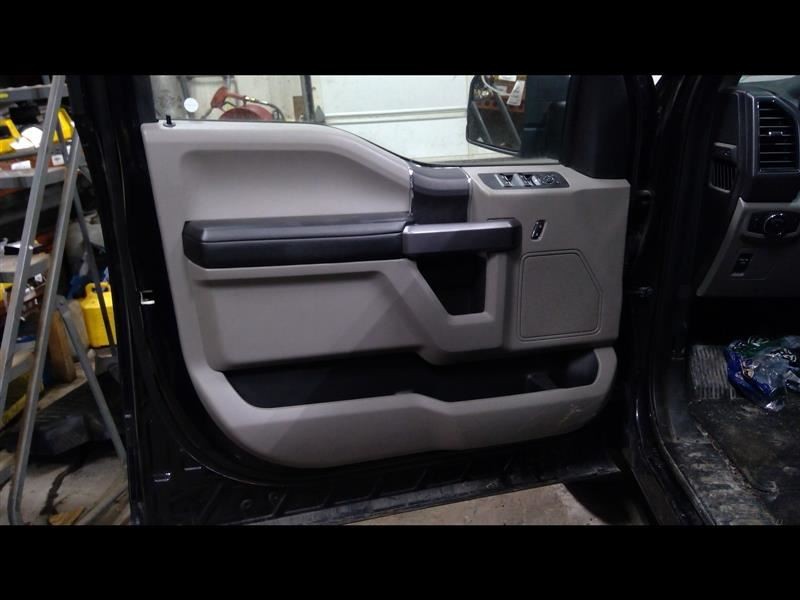 F150 2019 Driver Left Front Door Trim Panel 789240
