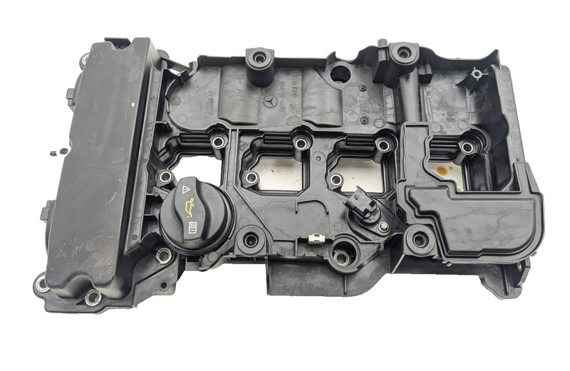 12-15 Mercedes W204 C250 SLK250 1.8L M271 Engine Cylinder Head Valve Cover