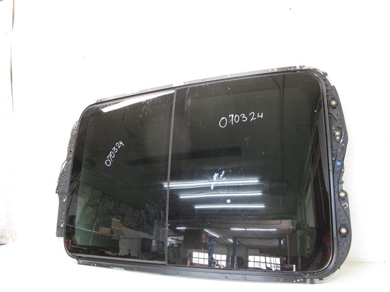 09-17 AUDI 8R Q5 SQ5 UPPER PANORAMIC SUNROOF MOON WINDOW FRAME OEM 070324