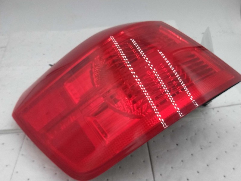 2017 GMC Terrain Left Tail Light Assembly Black OEM 246062 131K Miles