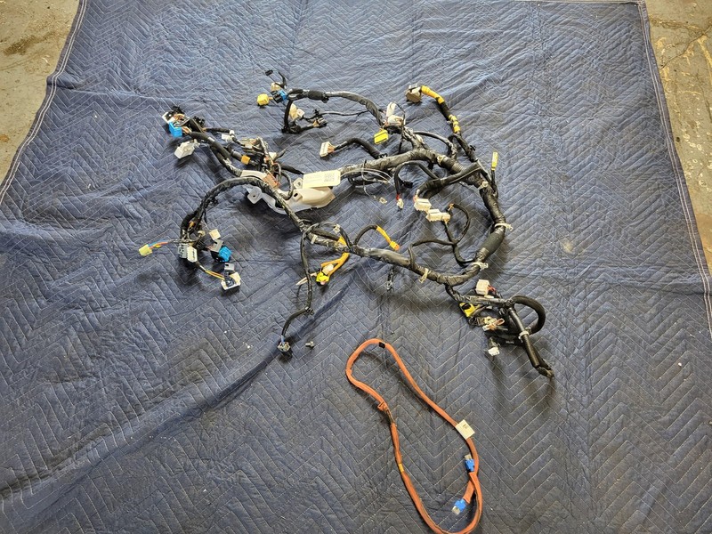 Used Oem Hyundai Dashboard Main Wiring Harness for 2020-2021 Tucson 2.0L FWD
