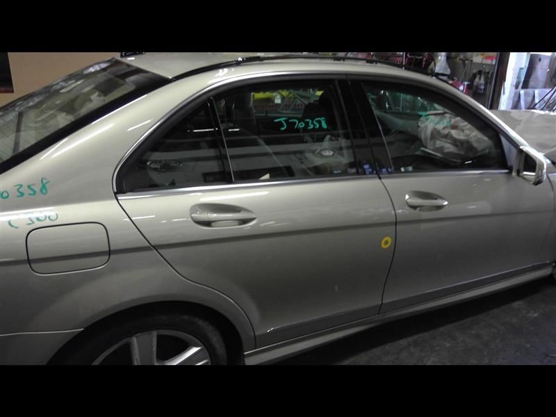 Passenger Rear Side Door Beige 204 Type C350 Fits 08-14 MERCEDES C-CLASS 582425