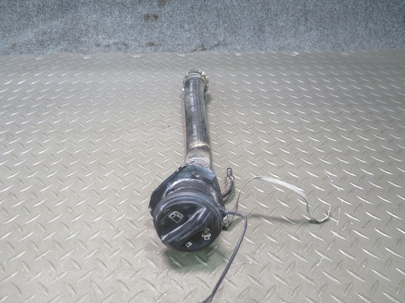 2004-2005 CADILLAC XLR FUEL GAS TANK FILLER NECK W CAP