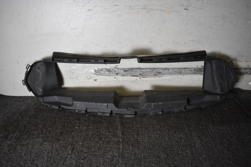 2022 - 2024 MERCEDES C CLASS FRONT BUMPER AIR DUCT SIGMENT OEM A 2065056600