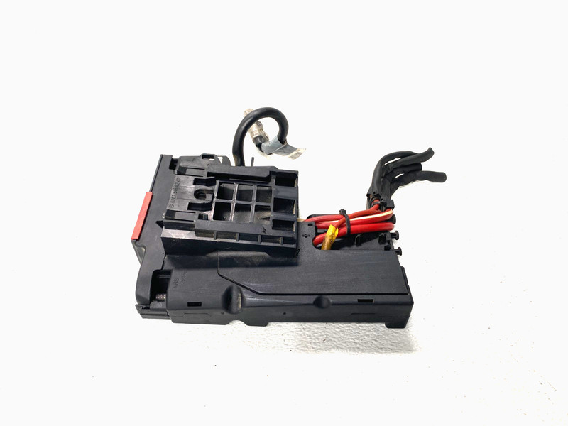 10-16 MERCEDES E550 CONVERTIBLE BATTERY POSITIVE JUNCTION FUSE BOX OEM #A0.36