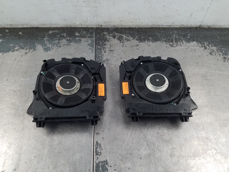 2013 BMW M5 F10 Harman Kardon Subwoofer Speakers #3439 A9