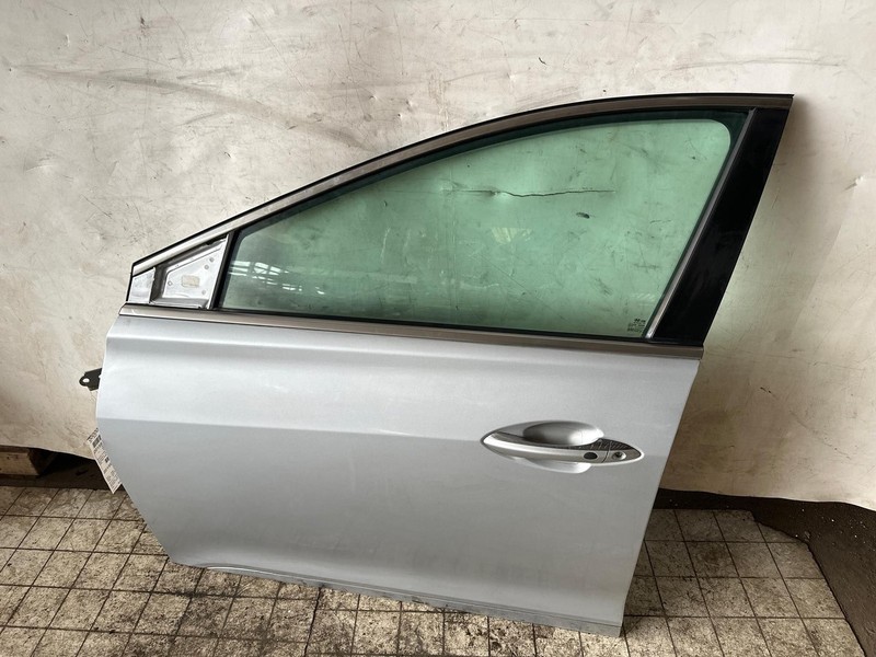 Front Door HYUNDAI AZERA Left 12 13 14 15 16 17