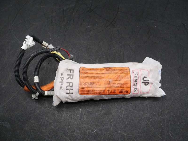 2016-2020 Kia Optima Right Front Passenger Airbag SRS Inflator 88920D5000