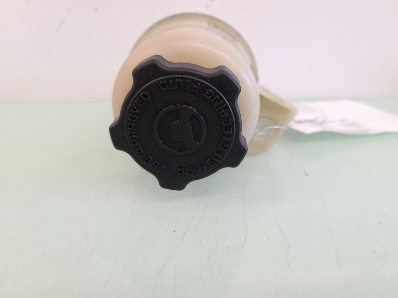 Power Steering Reservoir Fits 2015 Wrangler 590718