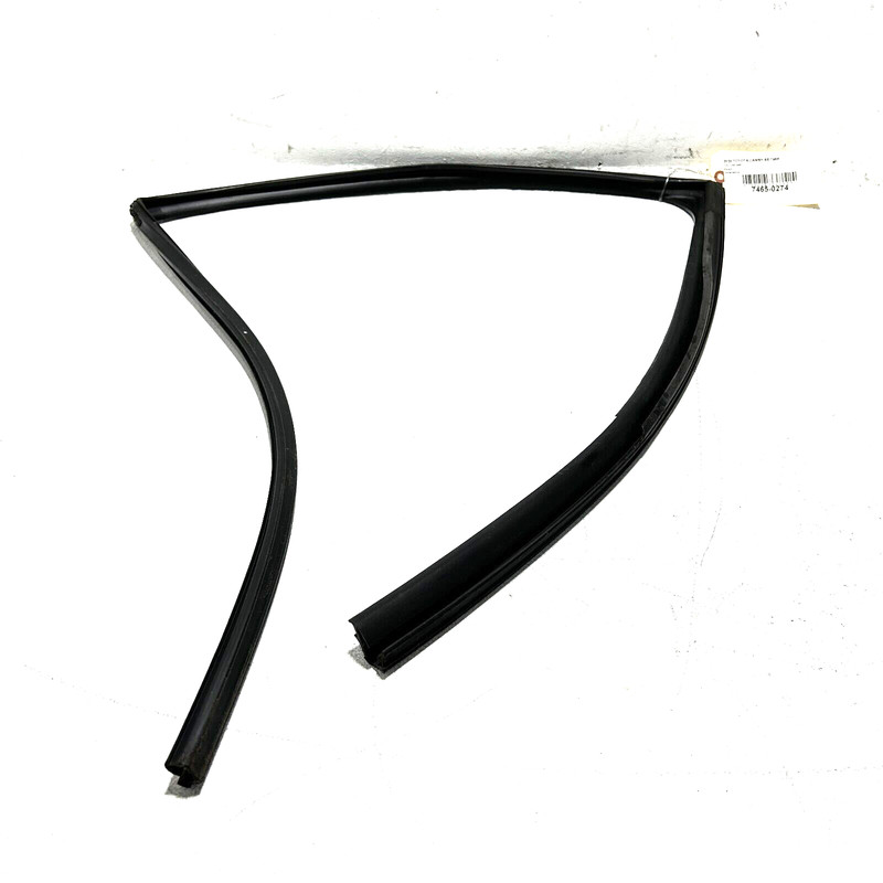 2018 - 2022 TOYOTA CAMRY REAR PASSENGER SIDE WINDOW GLASS RUN CHANNEL SEAL OEM