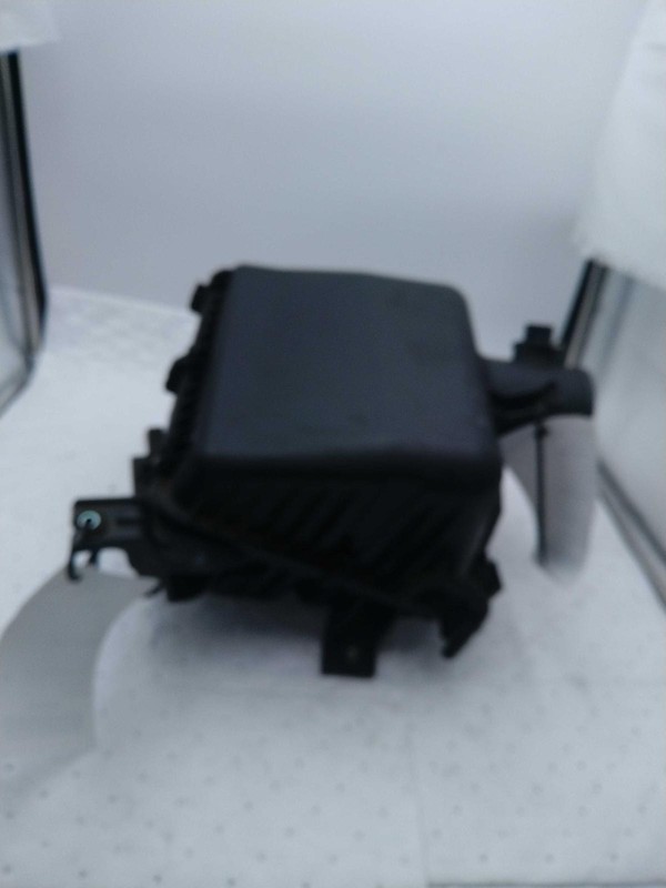 Used Air Cleaner Assembly fits: 2018 Nissan ArmadaGrade B