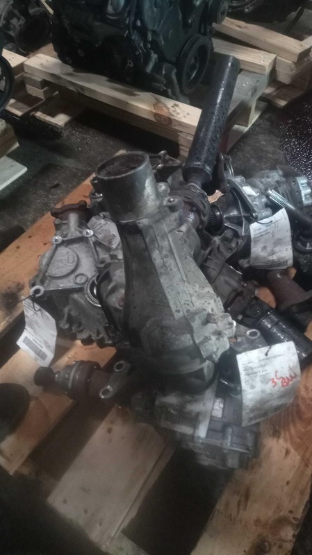 2011 Chevrolet Traverse Transfer Case Assembly OEM 161K Miles 4WD