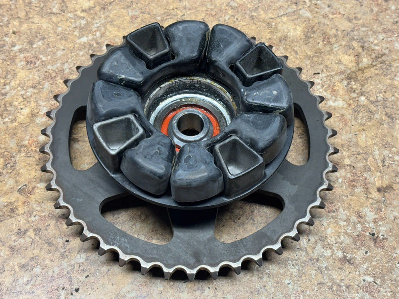 2005 Kawasaki ZR750K ZR750 ZR 750 K ZR7 Sunstar 43 Rear Chain Drive Sprocket D5