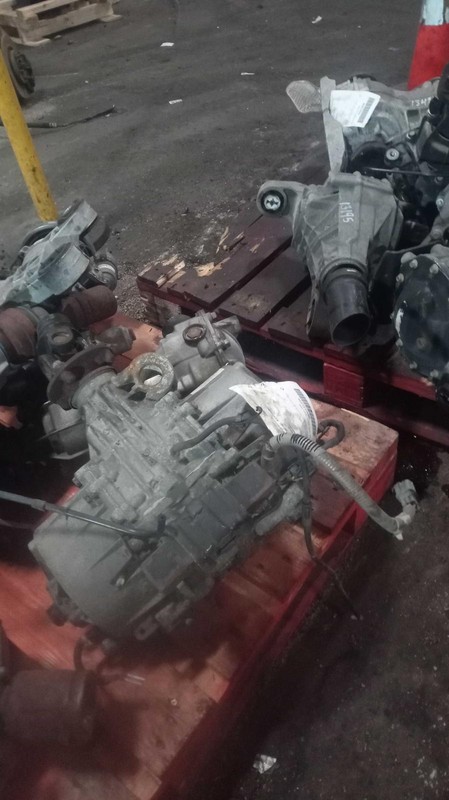 2006 Acura MDX Differential Carrier Assembly 3.5L 4WD OEM 270K Miles