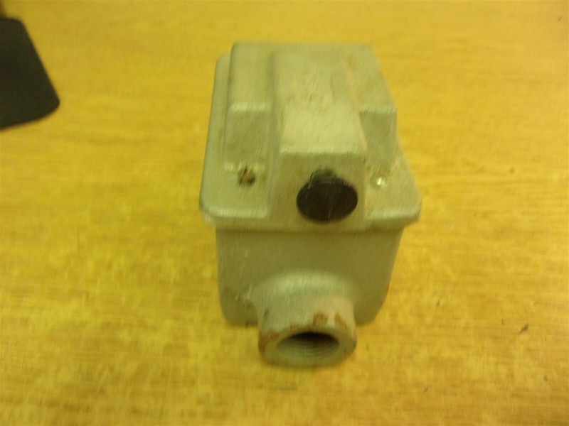 Crouse Hinds DS-126 Explosion Proof Single Gang Enclosure 3/4" *FREE SHIPPING*