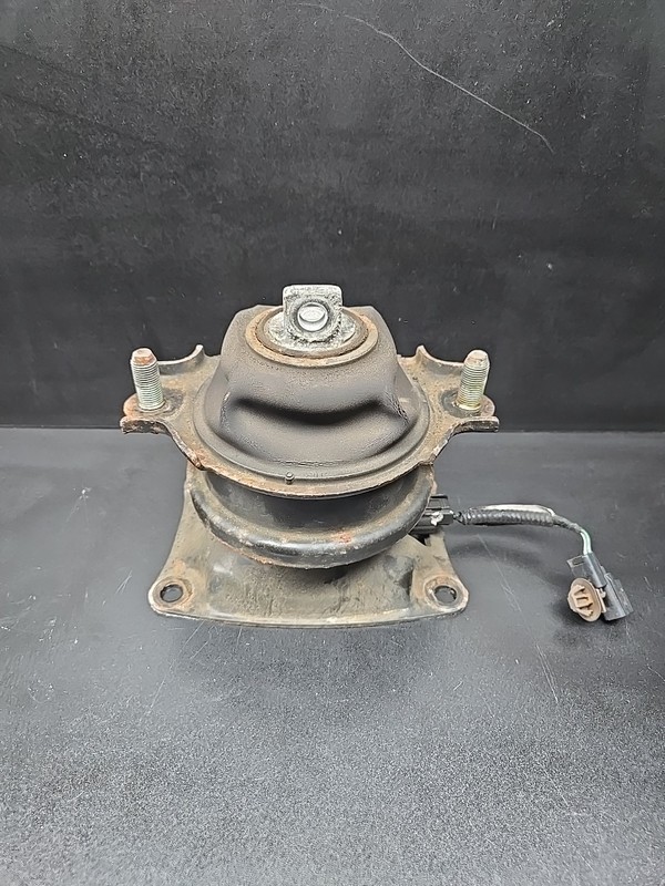 2014-2017 Acura RLX OEM 3.5L Engine Front Motor Mount 32105-TY2-A000