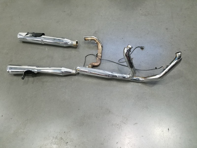 2020 17 - 23 Harley Touring Ultra Limited Vance & Hines Exhaust - * #24275 P5