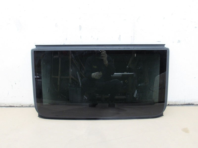Maserati Levante 2017 Rear Sunroof Moon Roof Window Glass Panoramic 16-24 |